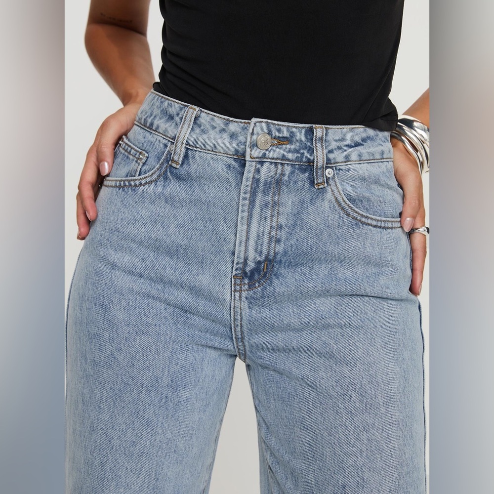 Karlina High Rise Straight Leg Jean Light Wash - Picture 3 of 6